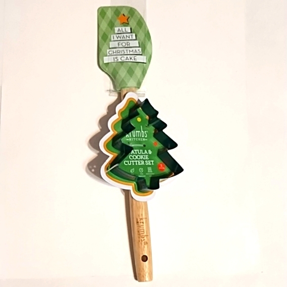 Krumbs Kitchen Other - COPY - Nwt Cookie Cutter & Spatula Set (Set of 2)